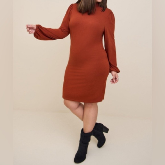 Dresses & Skirts - Torrid Mini Jersey Blouson Sleeve Bodycon Dress